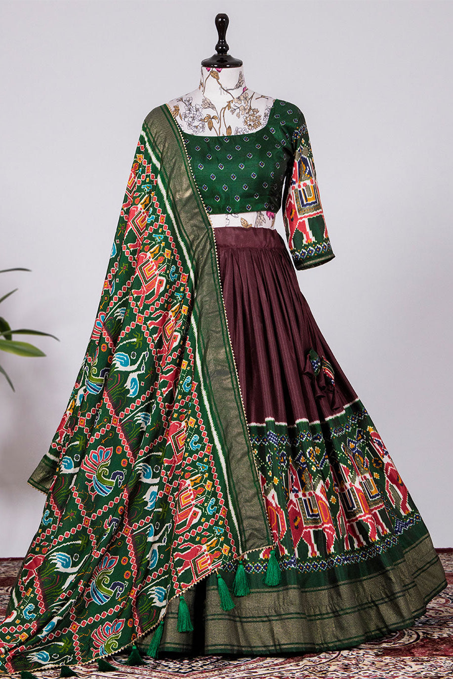 Navratri Chaniya Choli set with a matching blouse and semi-gajji mirror-work dupatta, Komiis Indian ethnic festive collection